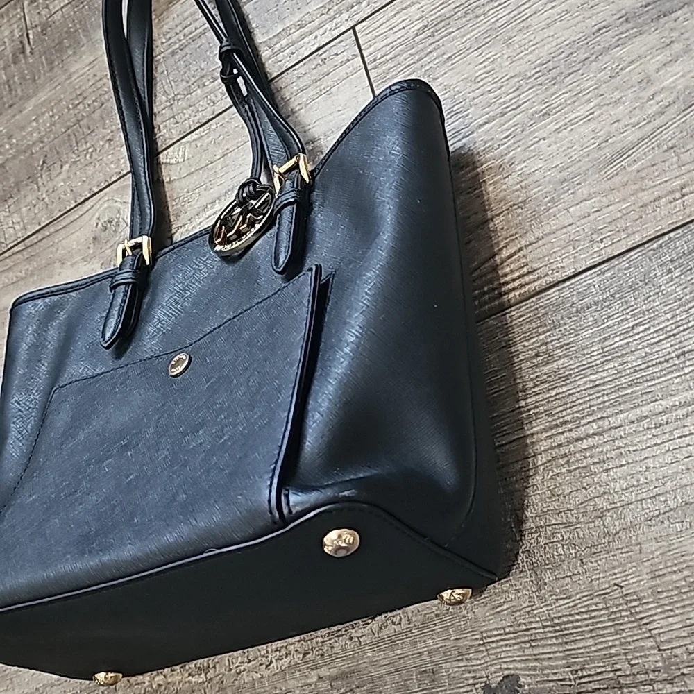 Michael Kors Medium Jet Set Saffiano Leather Tote Adrimal